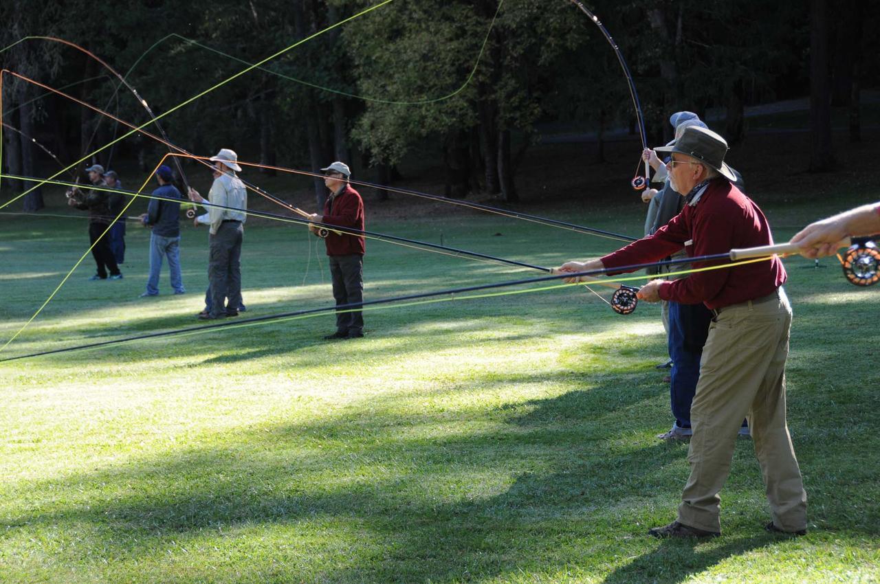 Merlin Morrisons Rogue River Lodge מראה חיצוני תמונה