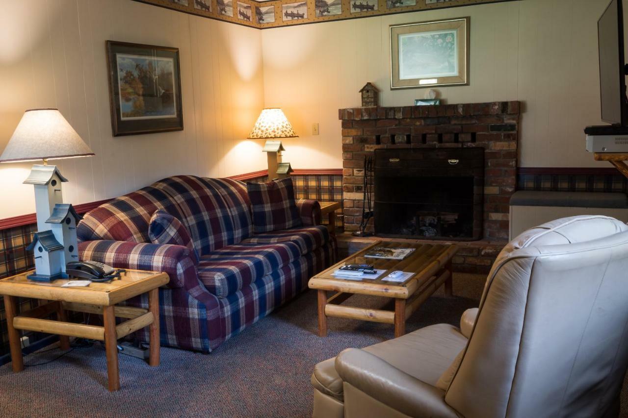 Merlin Morrisons Rogue River Lodge מראה חיצוני תמונה