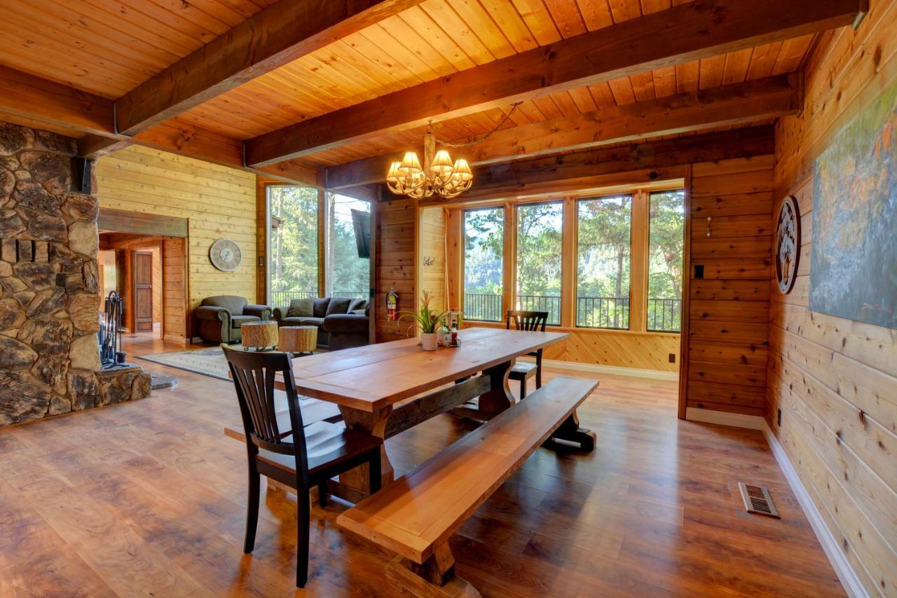 Merlin Morrisons Rogue River Lodge מראה חיצוני תמונה