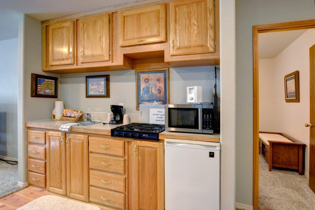 Merlin Morrisons Rogue River Lodge מראה חיצוני תמונה